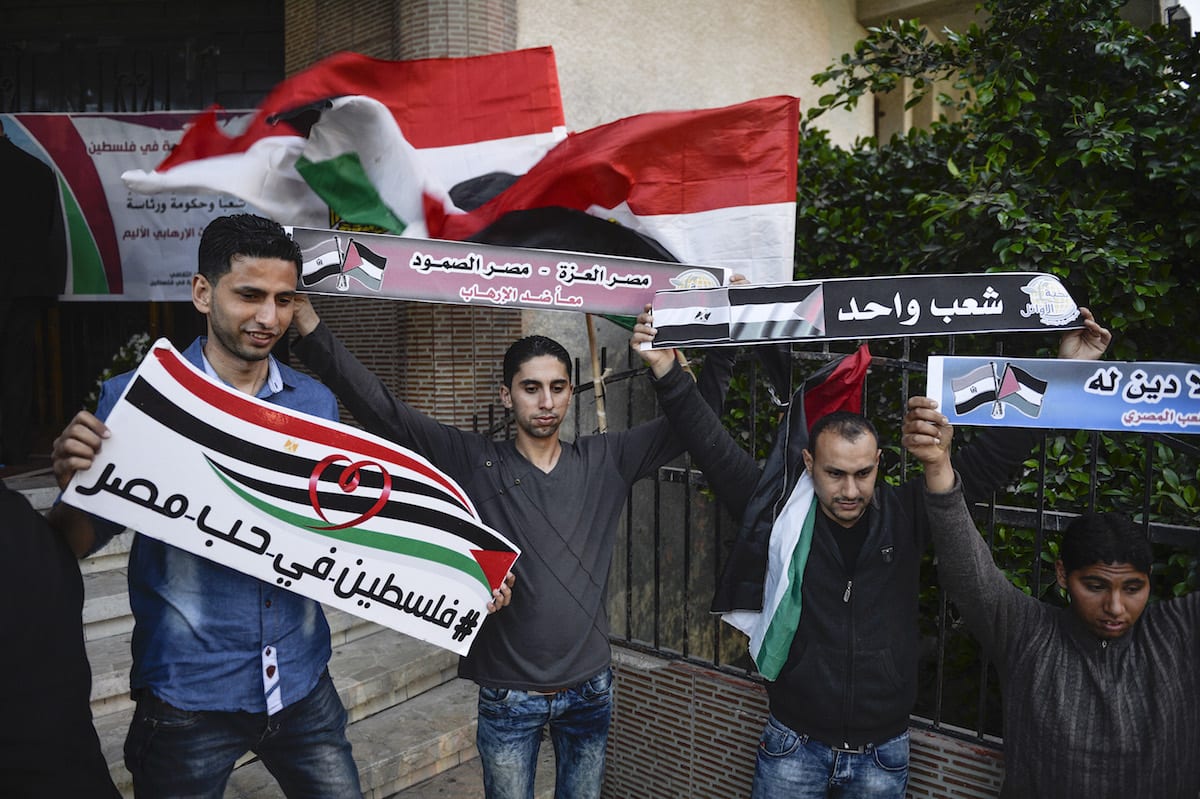 Palestinians, in Gaza and Bethlehem, condemn church bombings in Egypt ...