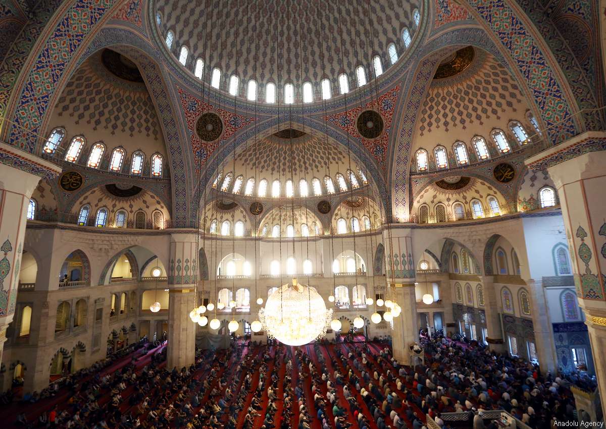 Eid AlFitr prayers at Kocatepe mosque in Turkey Middle East Monitor