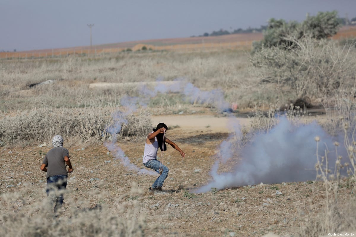 Day Of Rage Gazans Clash With Israeli Troops Middle East Monitor