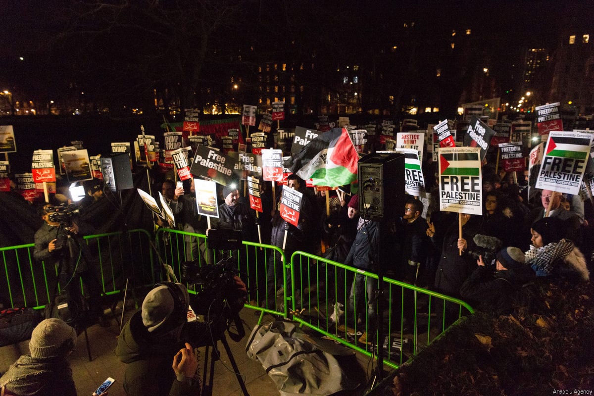 Thousands protest in Britain against Trump’s Jerusalem announcement ...