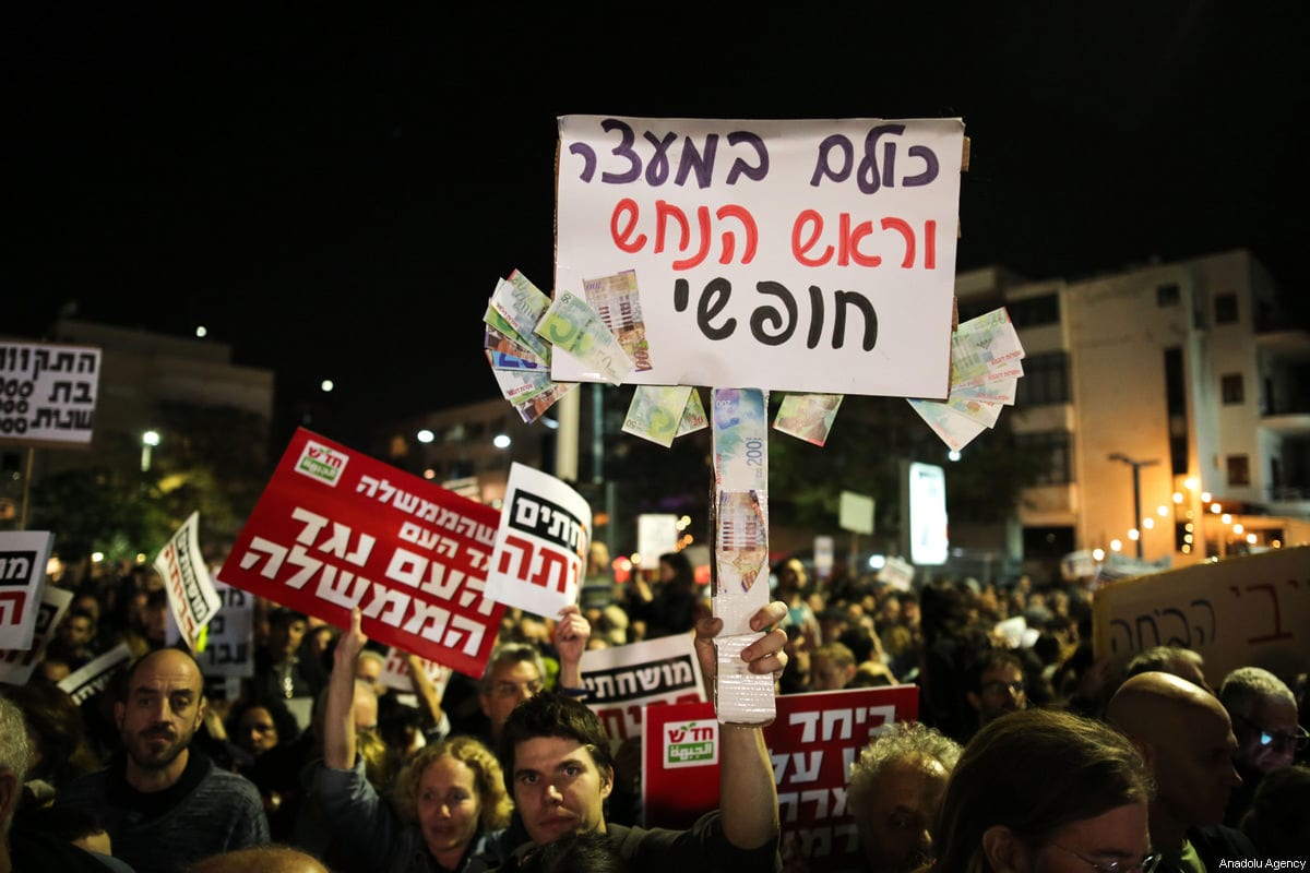 Thousands protest Netanyahu, corruption in Tel Aviv, again – Middle ...