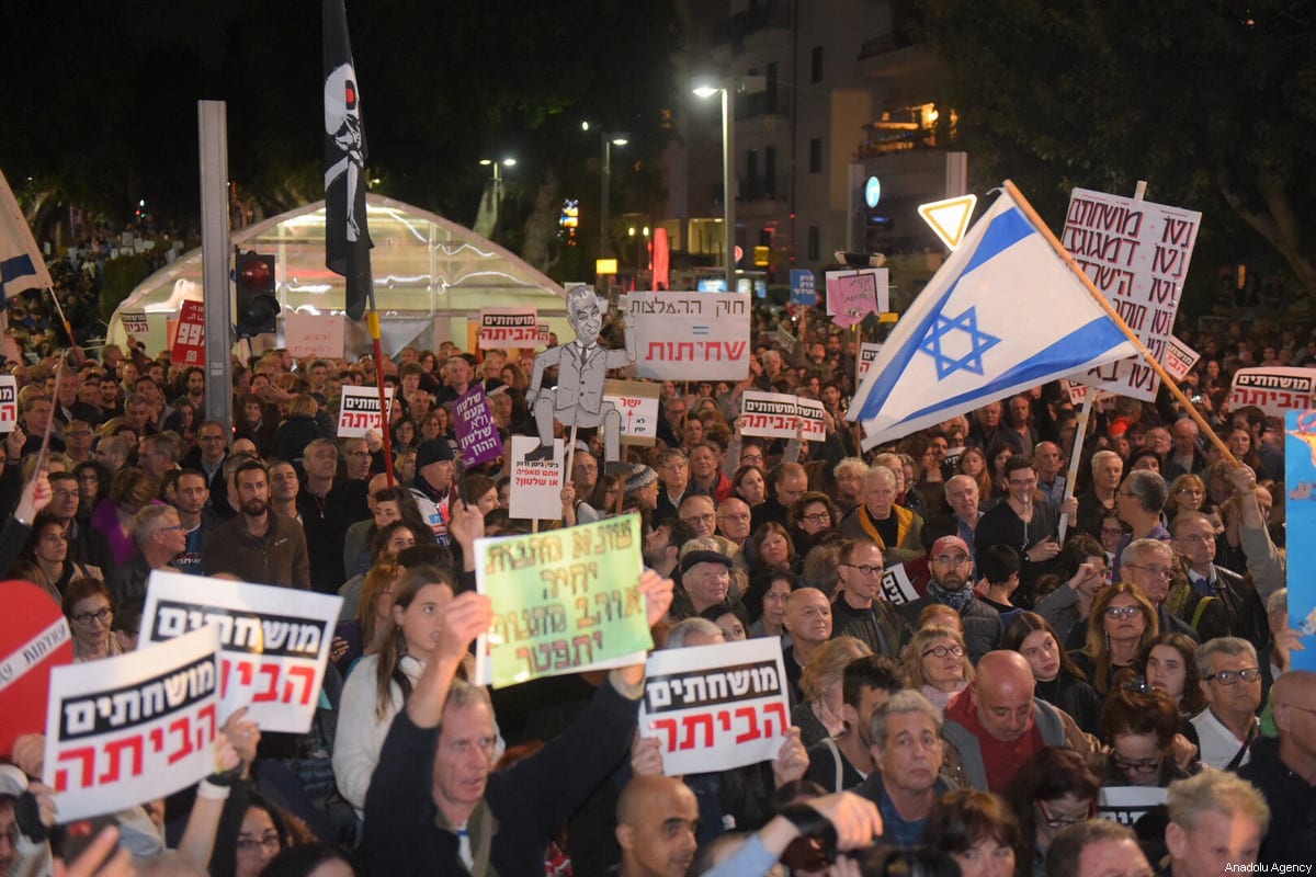 Thousands Protest Netanyahu, Corruption In Tel Aviv, Again – Middle ...