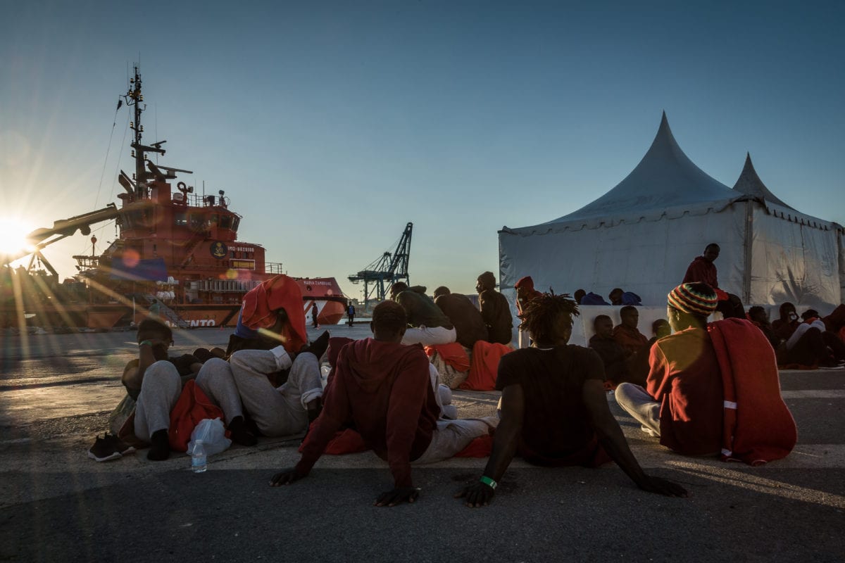 Migrant Boat Sinks Off Spain’s Canary Islands, 5 Killed – Middle East ...