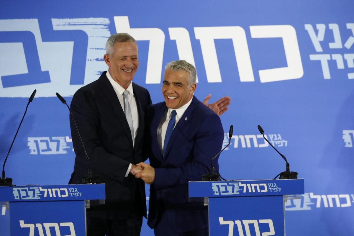 Likud Mk Netanyahu Open To Coalition With Benny Gantz Middle East Monitor