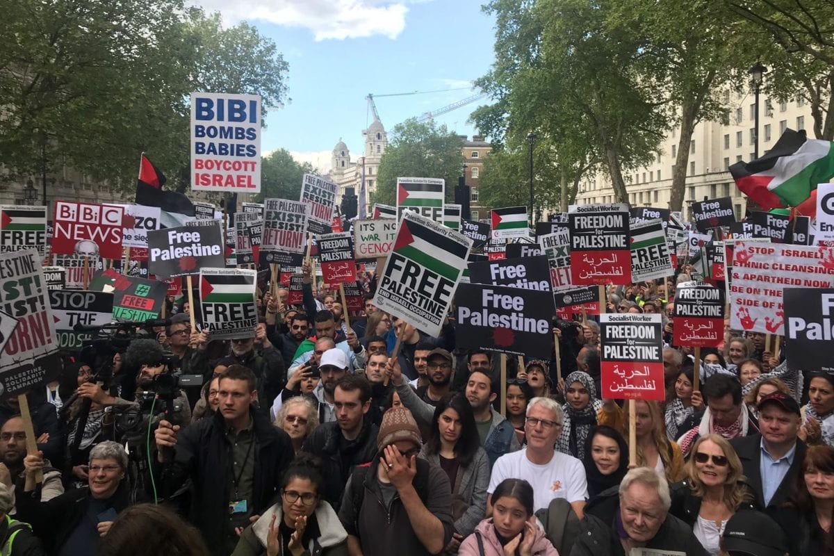 Thousands March For Palestine In London – Middle East Monitor