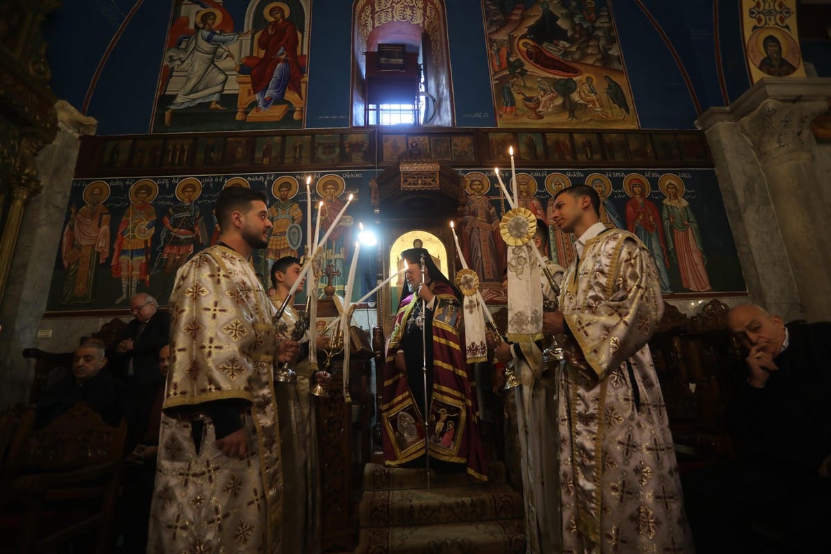 gaza-greek-orthodox-celebrate-christmas-mass-middle-east-monitor