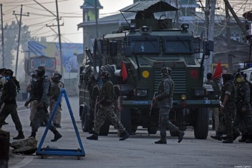 Three militants and police officer killed on Ashura in Kashmir – Middle ...