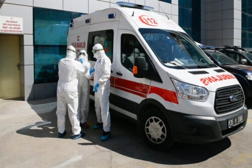 112 medical emergency teams in Turkey continue to fight against the ...