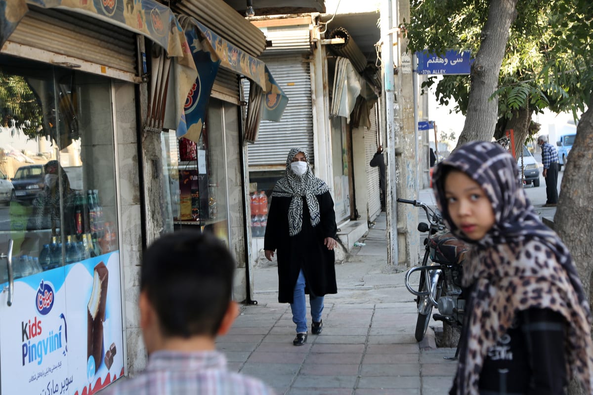 People in slums of Tehran fighting with COVID-19 and poverty – Middle ...