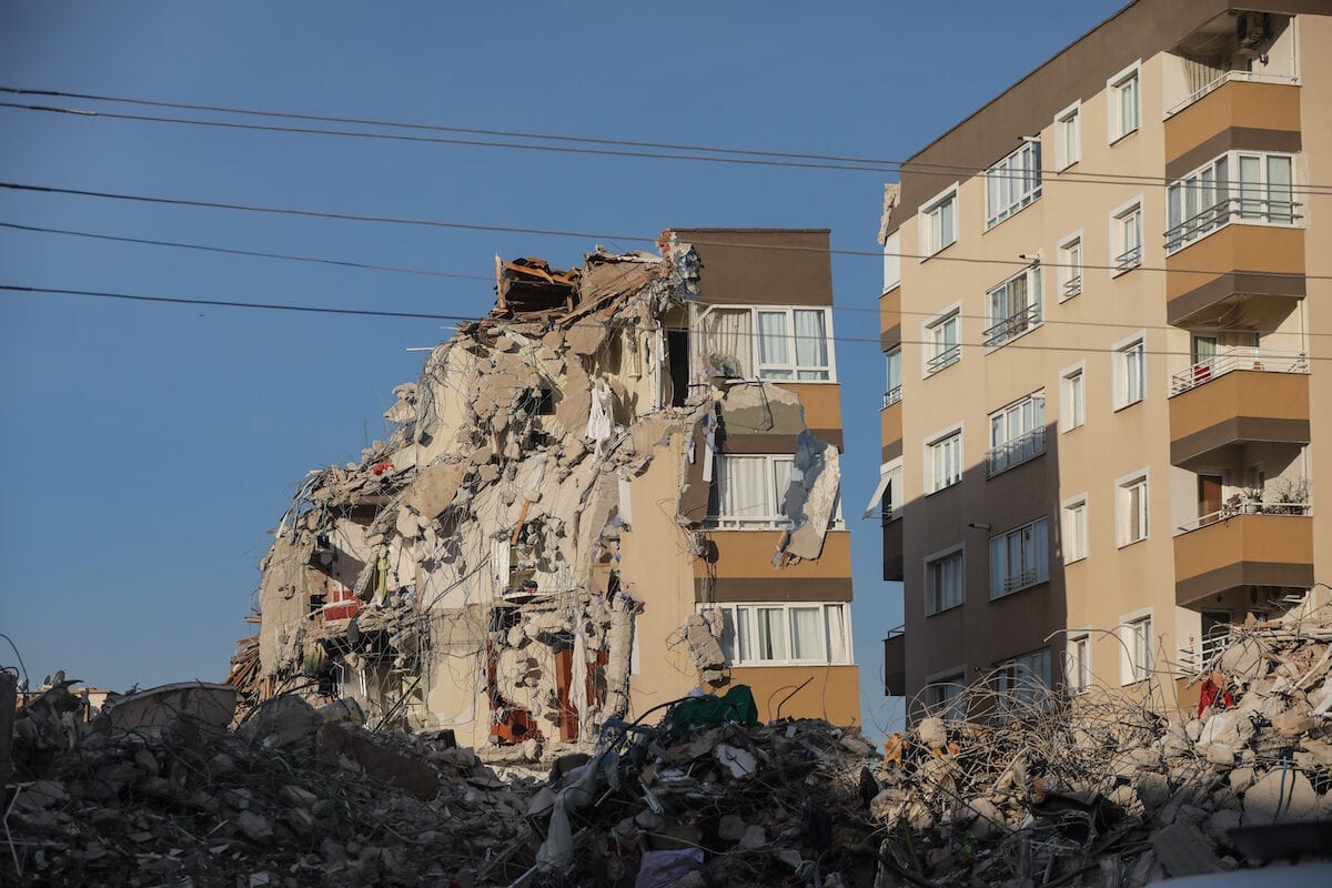 Turkey: Earthquake-related case suspects referred to court – Middle ...