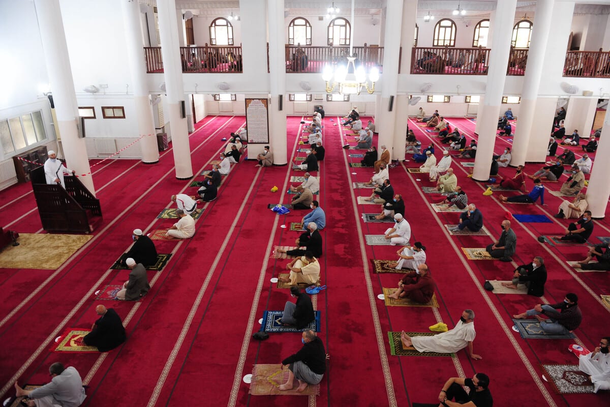 First Friday prayer in Algeria after 8 months of Covid-19 break ...