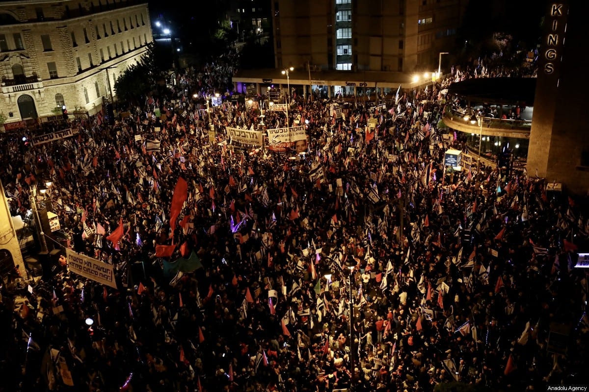 Thousands of Israelis protest against Netanyahu ahead of election ...