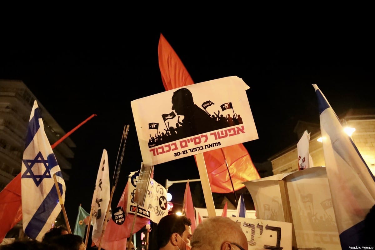 Thousands Of Israelis Protest Against Netanyahu Ahead Of Election ...