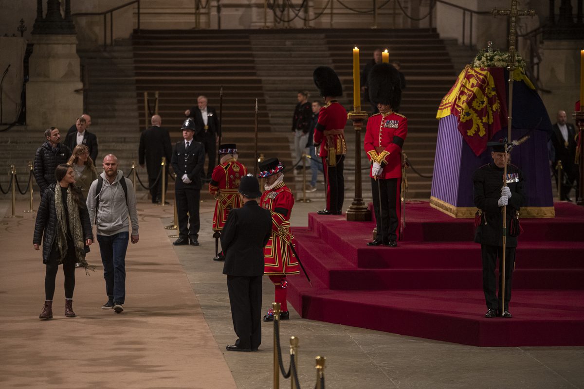 Queen Elizabeth II’s State Funeral Starts At Westminster Abbey – Middle ...