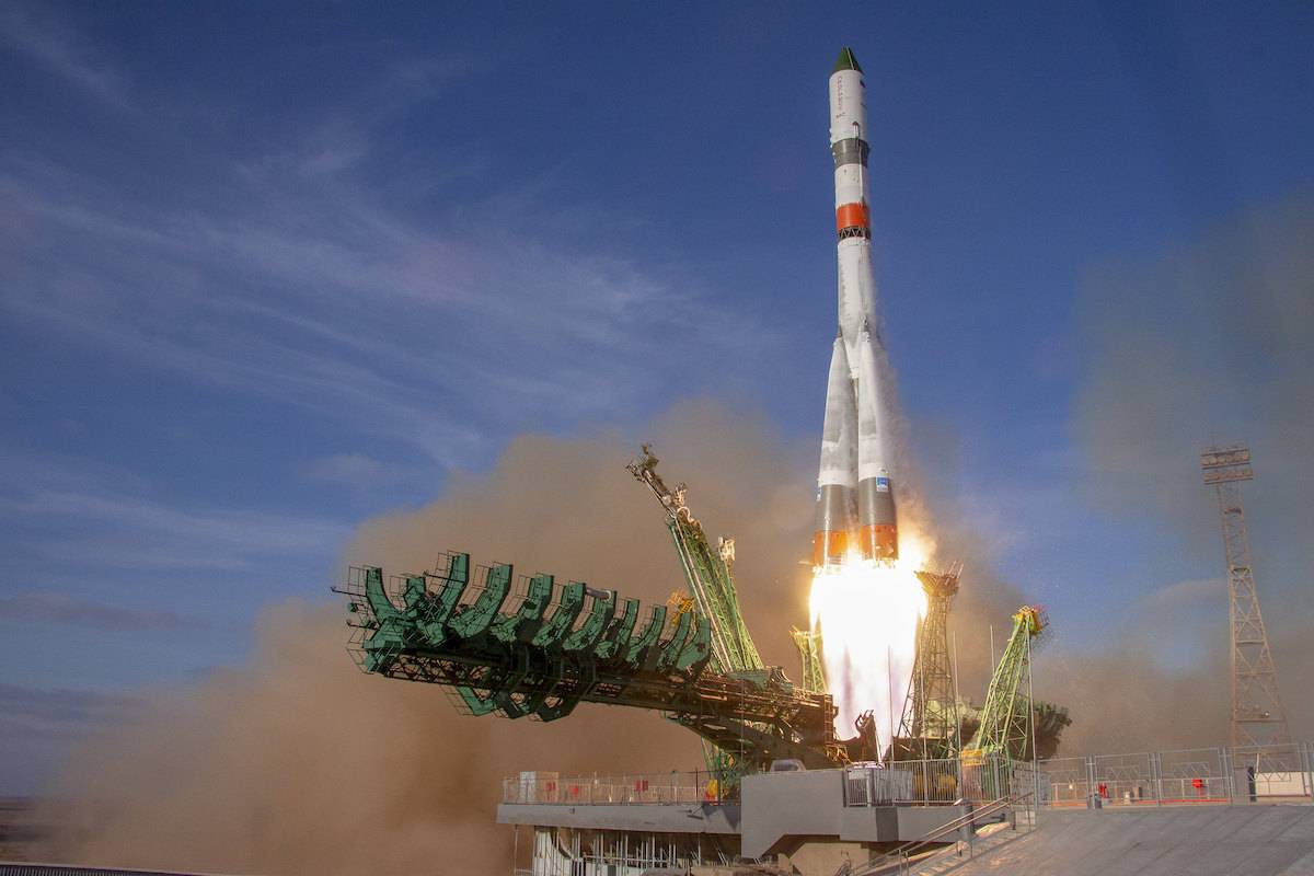 Russia, Iran companies sign memorandums on space launch services ...