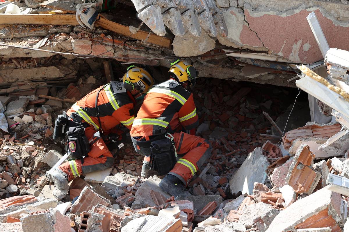 Miracles Continue As Survivors Rescued 9 Days After Quakes In Southern ...