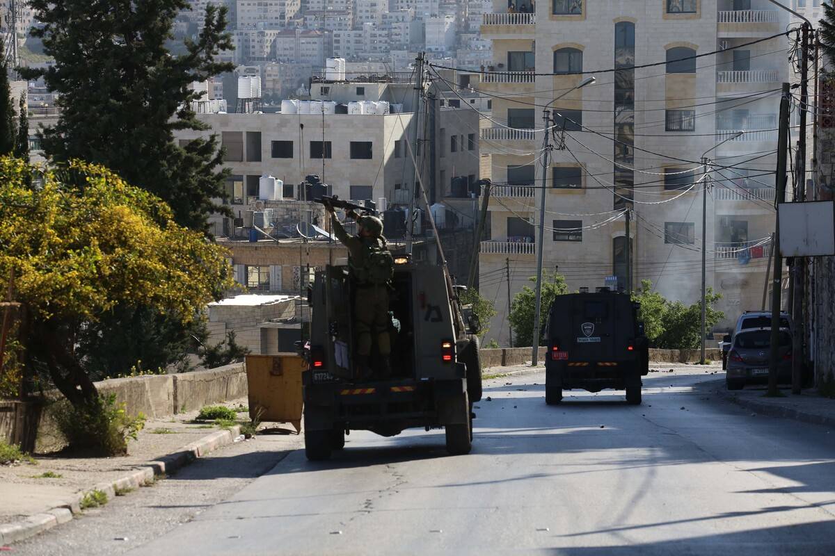 Israeli Troops Kill Palestinian In West Bank Raid, Palestinian Official ...