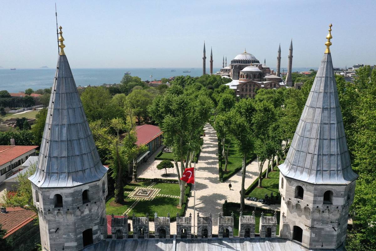 Topkapi Palace And The ‘Sacred Relics’ In Istanbul – Middle East Monitor