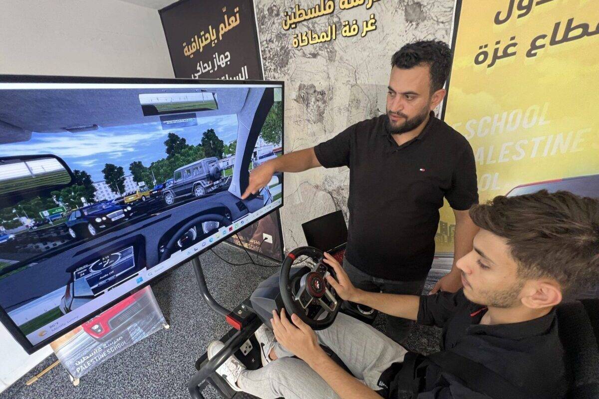 Gaza’s learner drivers use simulator to get up to speed Middle East