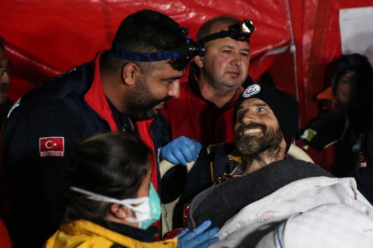 American Explorer Rescued After 8 Days Trapped In Turkish Cave – Middle ...