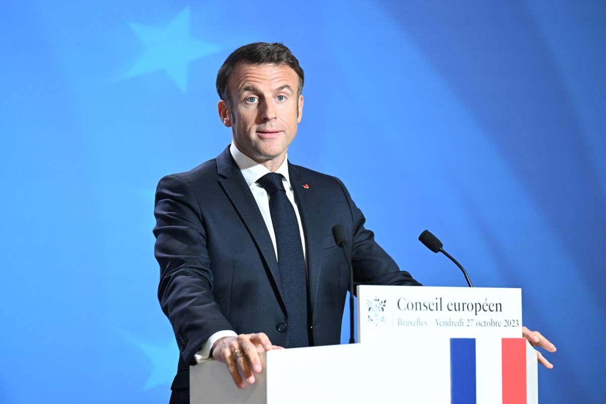 French President Emmanuel Macron holds a press conference after attending the EU Leaders' Summit in Brussels, Belgium on October 27, 2023 [Dursun Aydemir - Anadolu Agency]